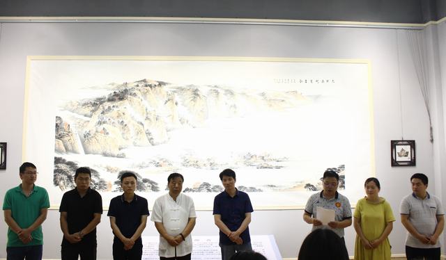 叶雕展 (2).JPG 叶雕展 (2).JPG